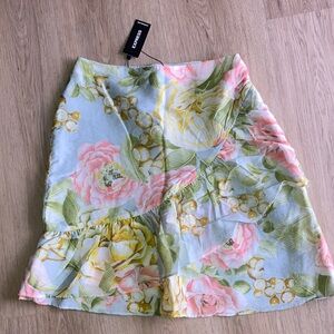 NWT Express Skirt